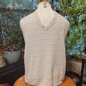 Men's Grey V-Neck Sweater Vest
